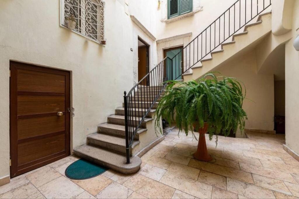 Apt 2 In The Historic Center Bari Ngoại thất bức ảnh
